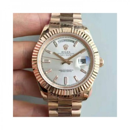 Replica Rolex Day-Date 40 228235 40MM Watches KW Rose Gold Sundust Dial Swiss 3255